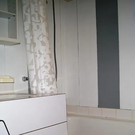 Apartment Le De 1 *